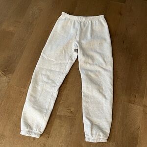 Aritzia Light Gray cozy sweatfleece Sweatpants heather cloud white
